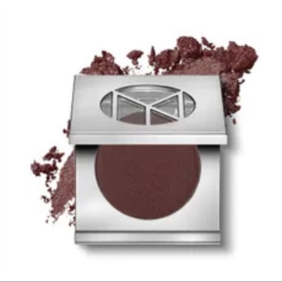 NIB COLOR BOSS Metal Finish Eyeshadow News Flash - Picture 2 of 15